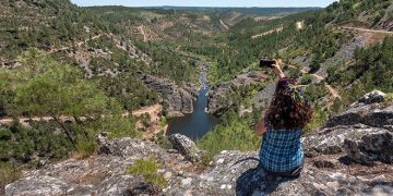 Territorial planning and sustainable development-case study: Protected areas in the territory of the Aspiring West Geopark, Portugal