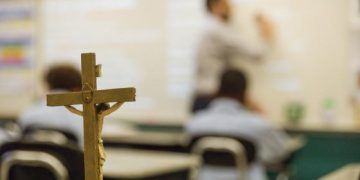 Green transitions for changing behaviour through environmental organizations engagement at religious schools