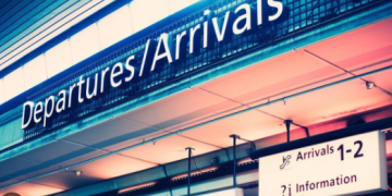 Tourism governance during the COVID-19 pandemic crisis: A proposal for a sustainable model to restore the tourism industry